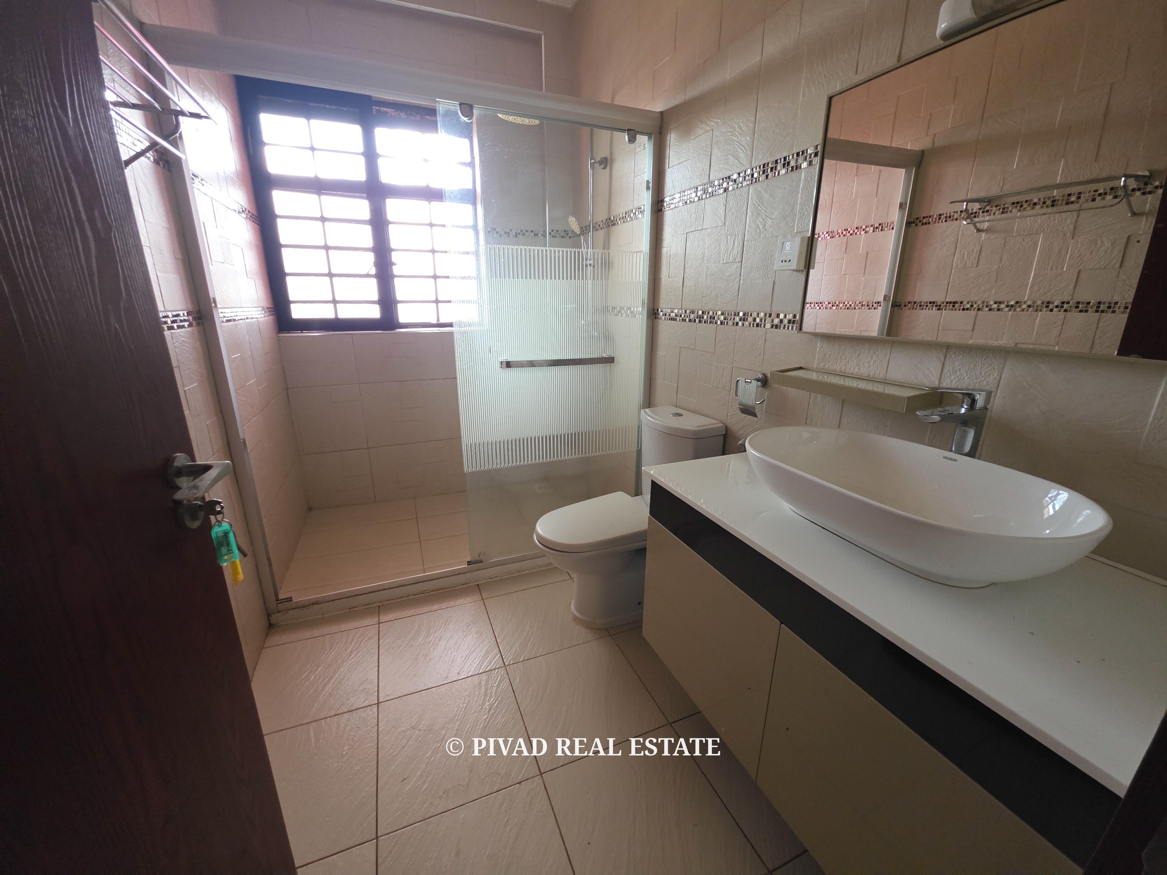 4 Bedroom House Available For Sale in New Runda