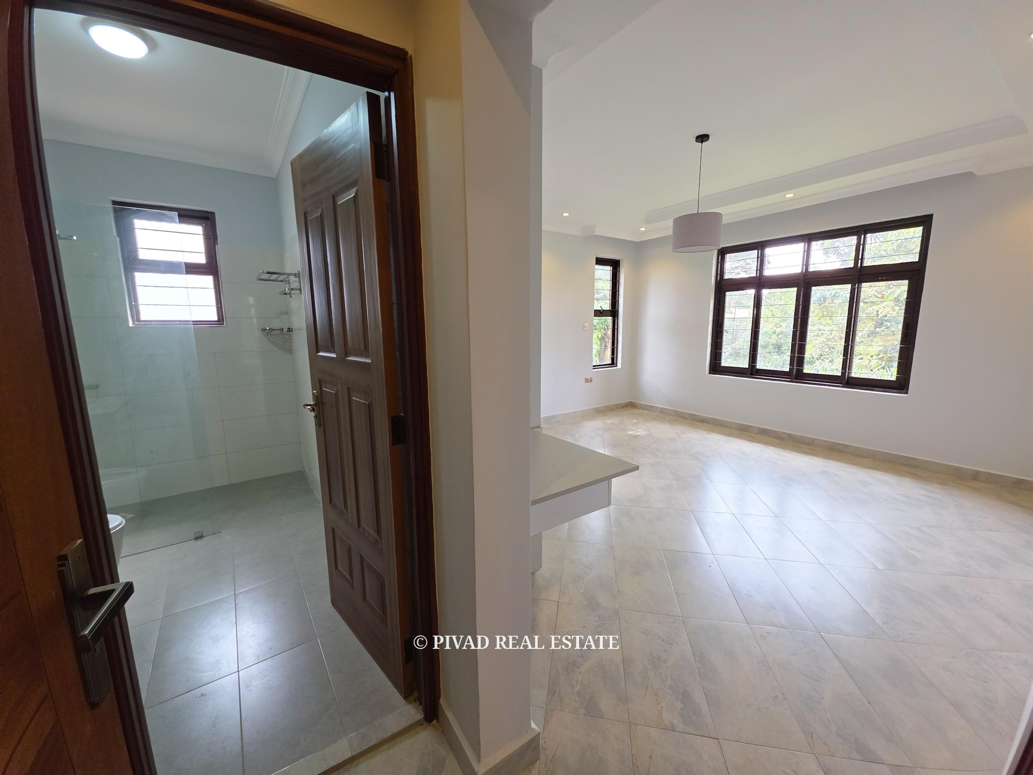 3 Bedroom Apartment, All En-suite For Rent - Thome estate, Kiambu Road