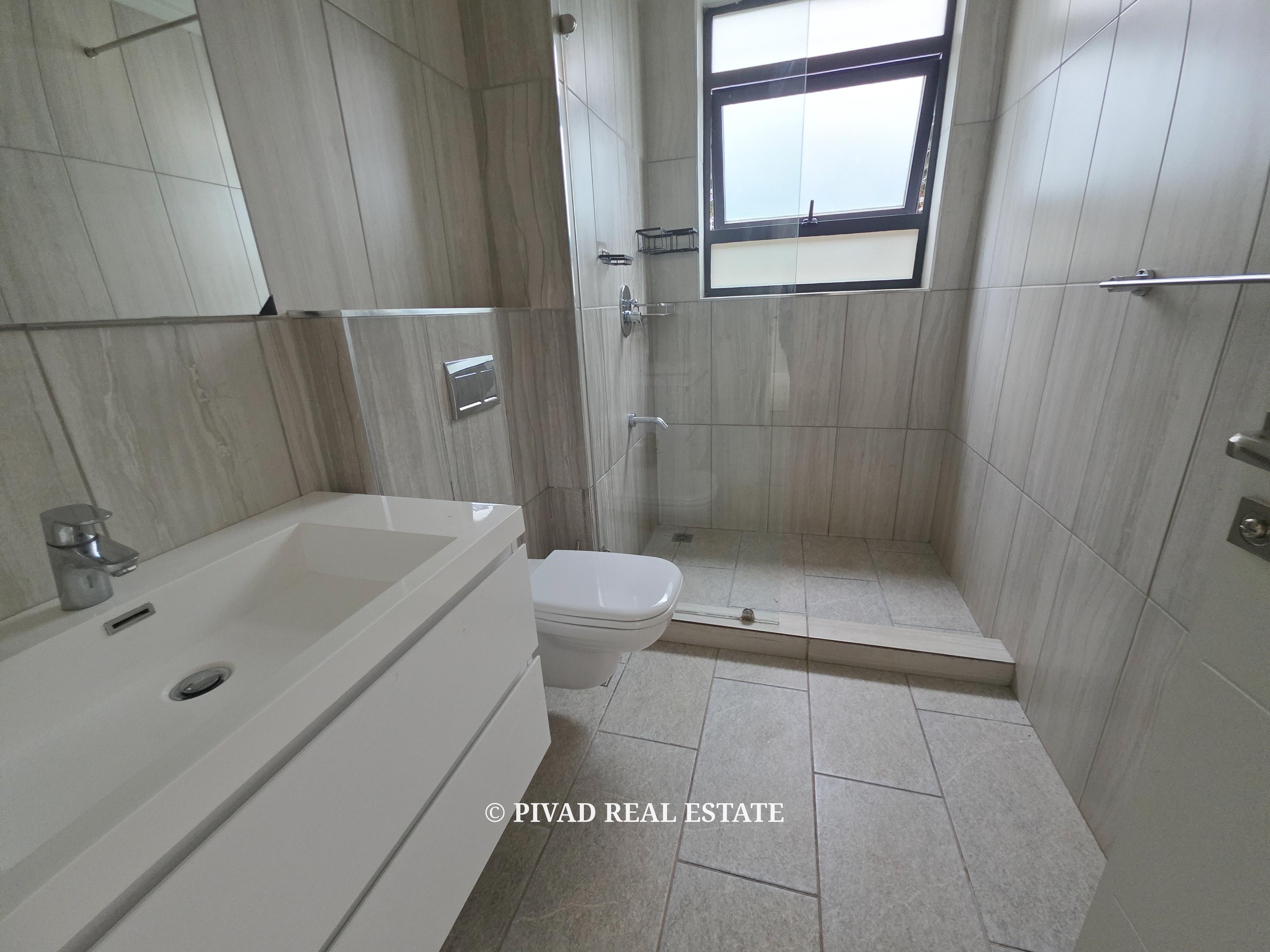 4 Bedroom House Available for Resale in Fivestar Paradise Runda
