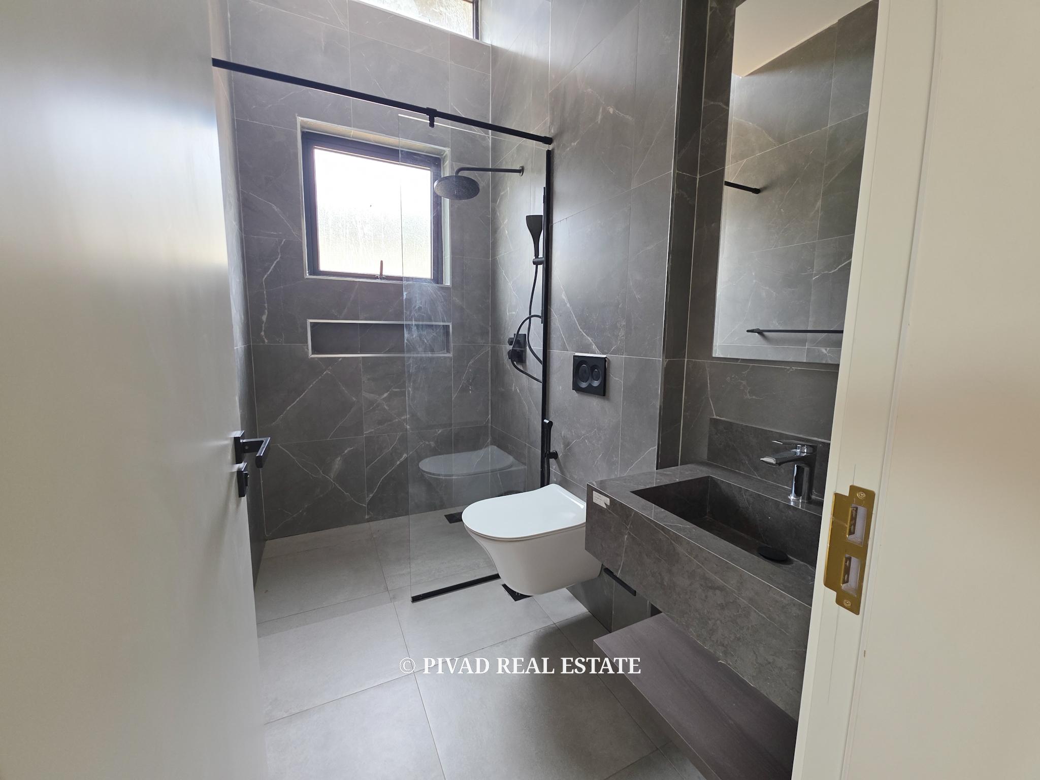 4 Bedroom Townhouse Available For Rent in Runda
