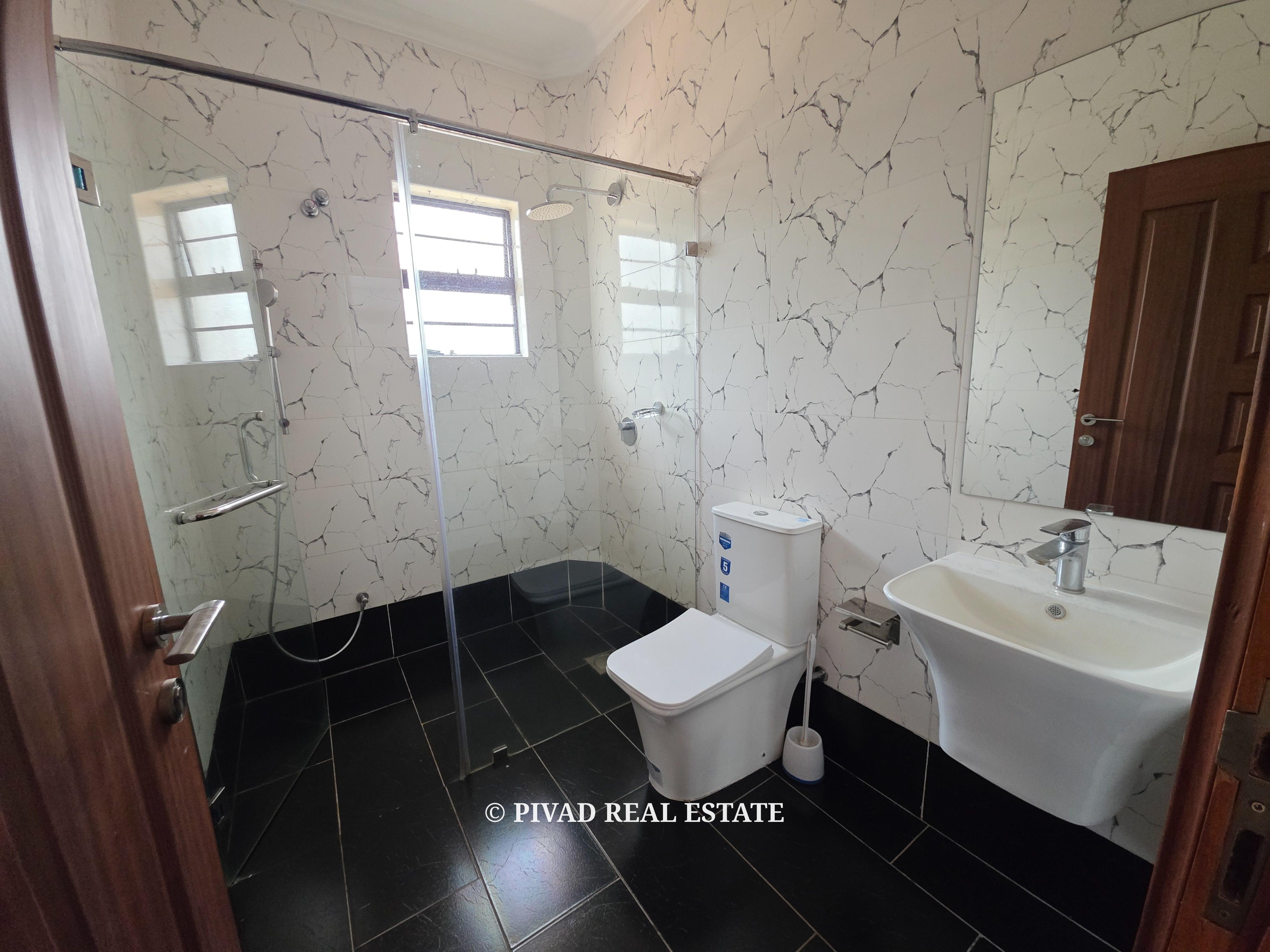 5 Bedroom house available for rent off Kiambu road
