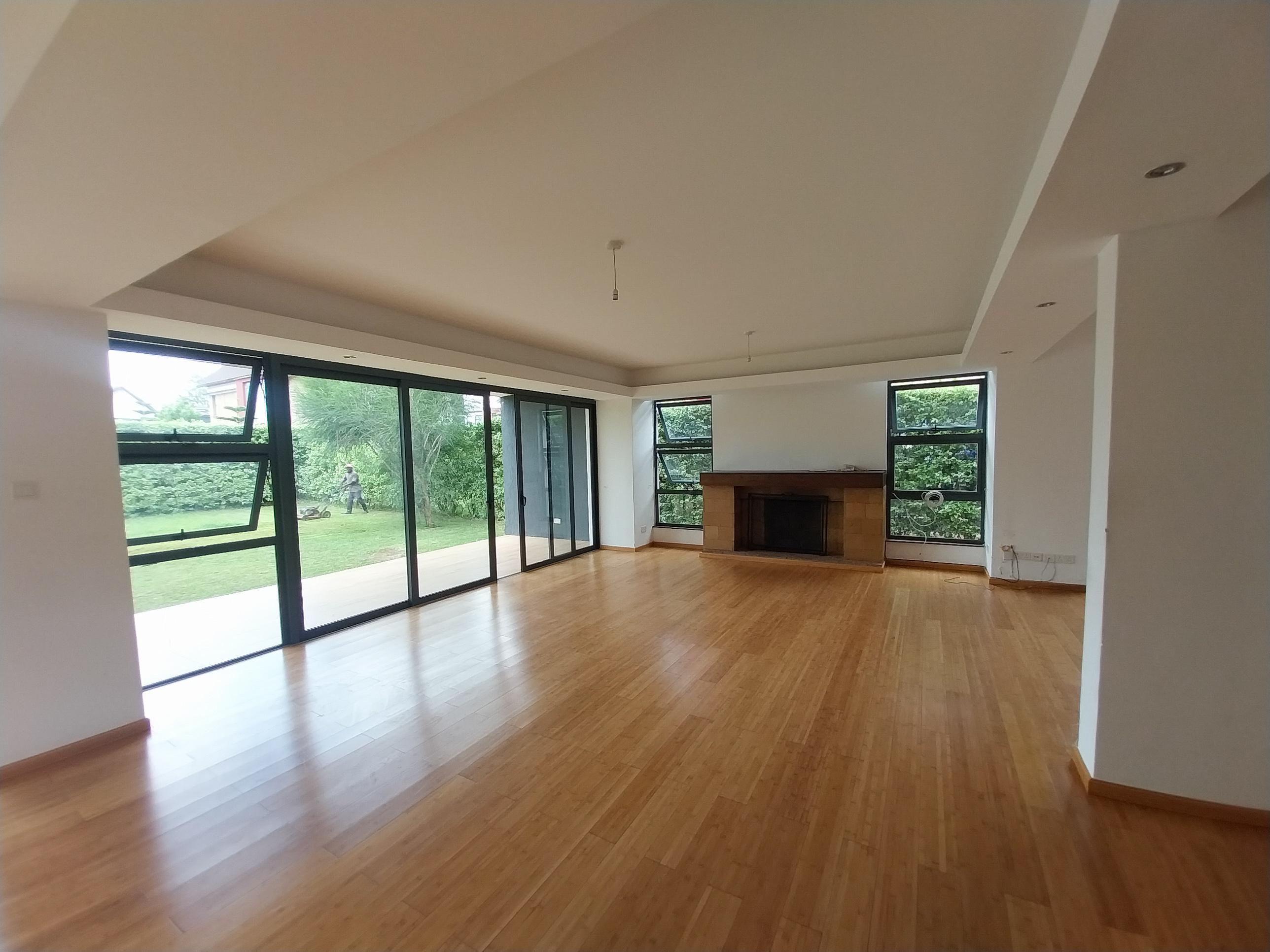 4 Bedroom Townhouse Available For Resale in Garden Estate