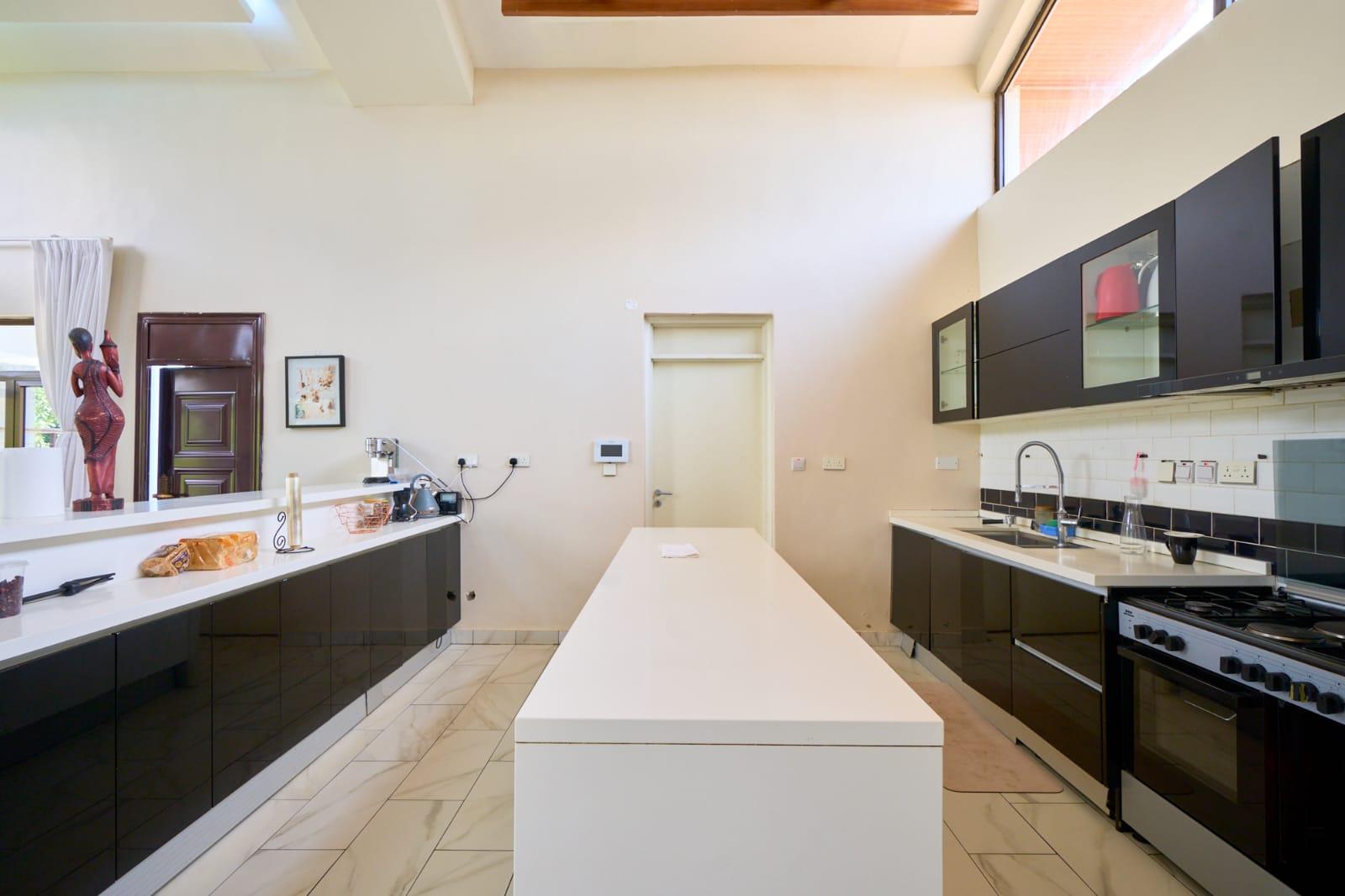 4 Bedroom House, All En-suite with a 1 Bedroom Guest Wing Available For Sale - Off Kiambu Rd