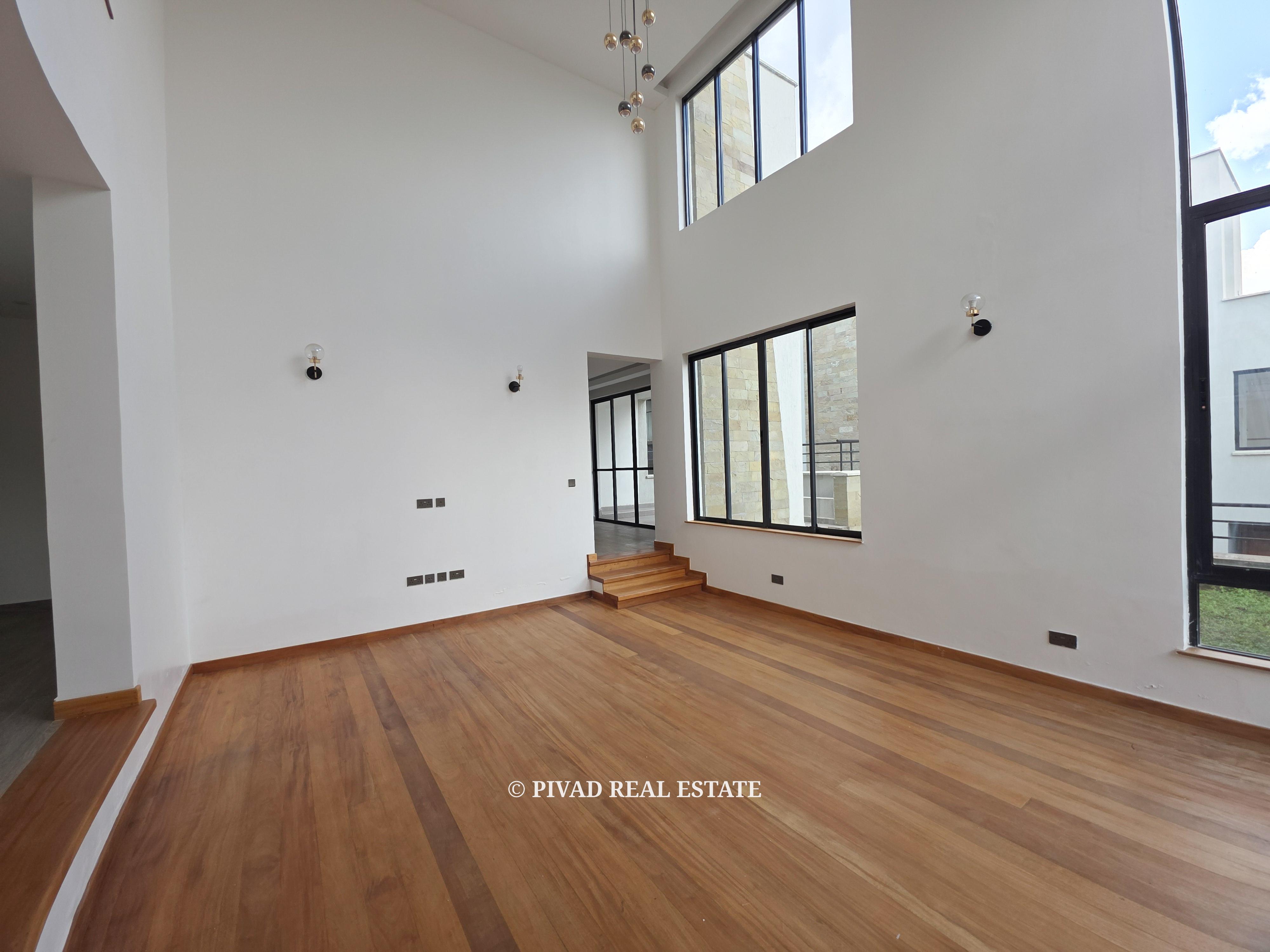 5 Bedroom Townhouse For Sale in Lavington