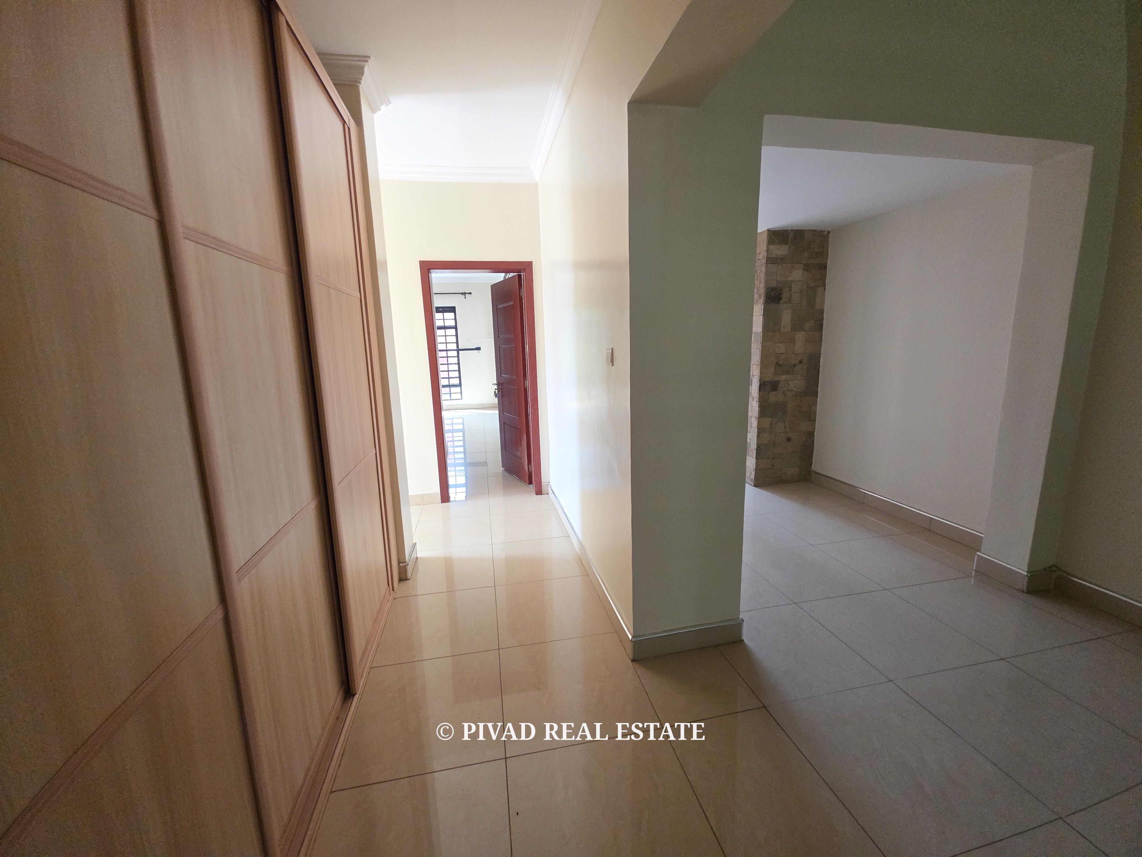 4 Bedroom House Available For Sale in New Runda