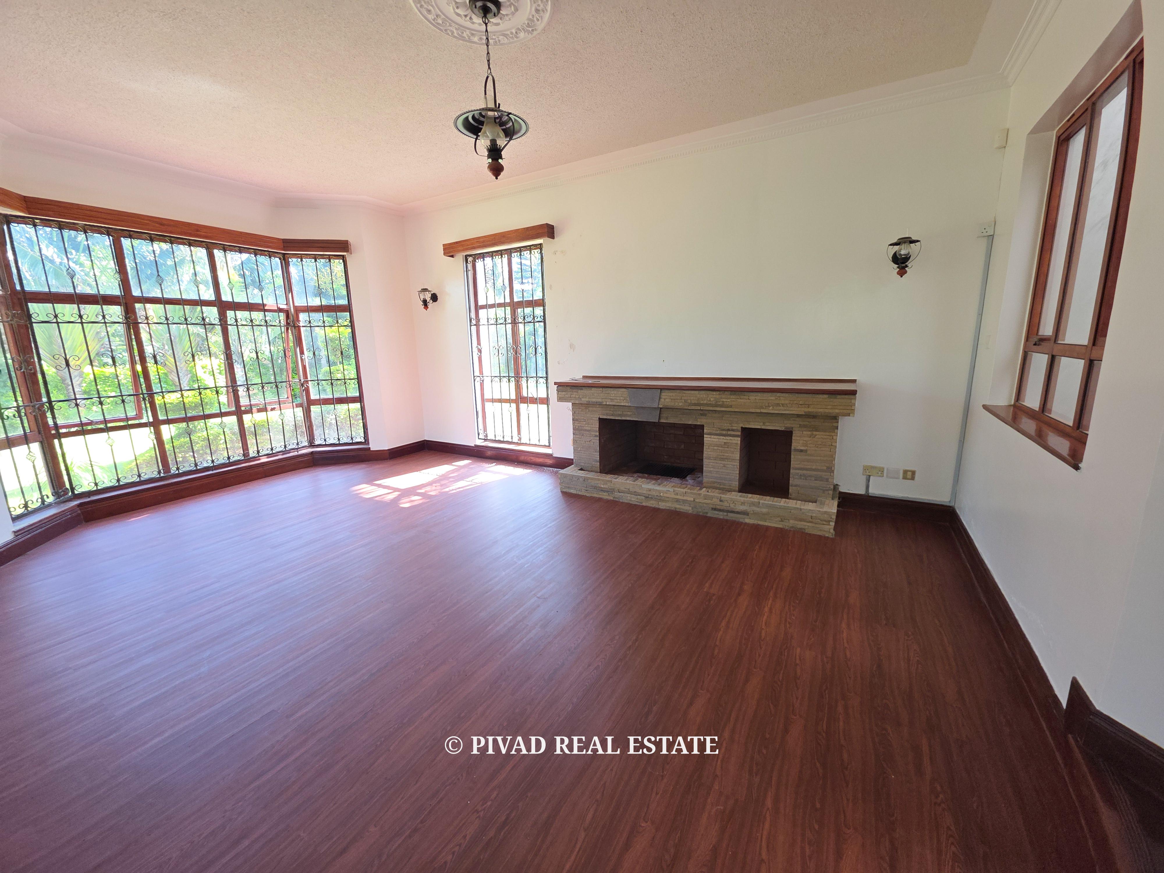 5 Bedroom House with Dsq For 2 Available For Rent - Runda