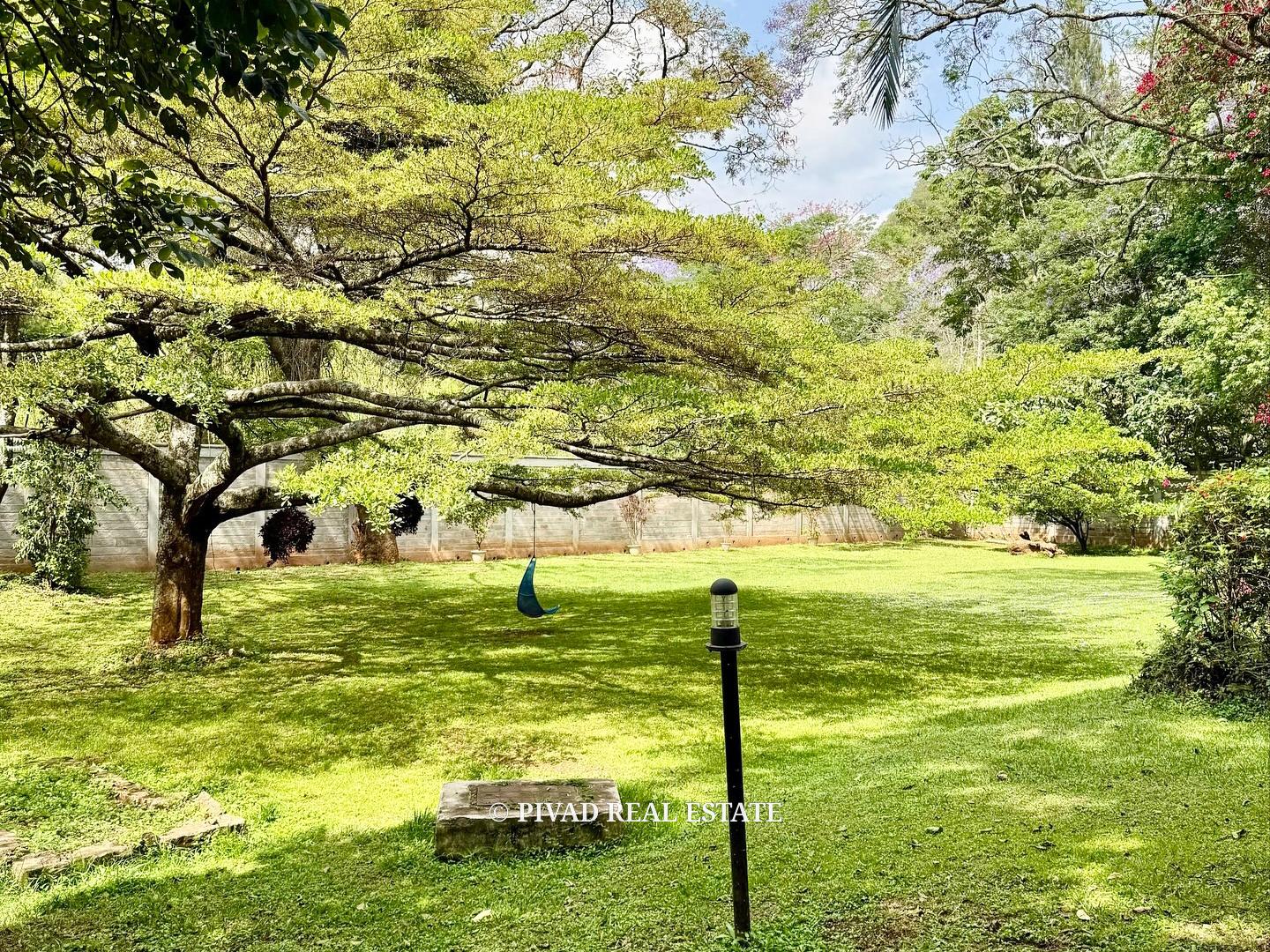 Homely 4 Bedroom House, All En-suite with a Dsq For 2 For Sale - Old Muthaiga