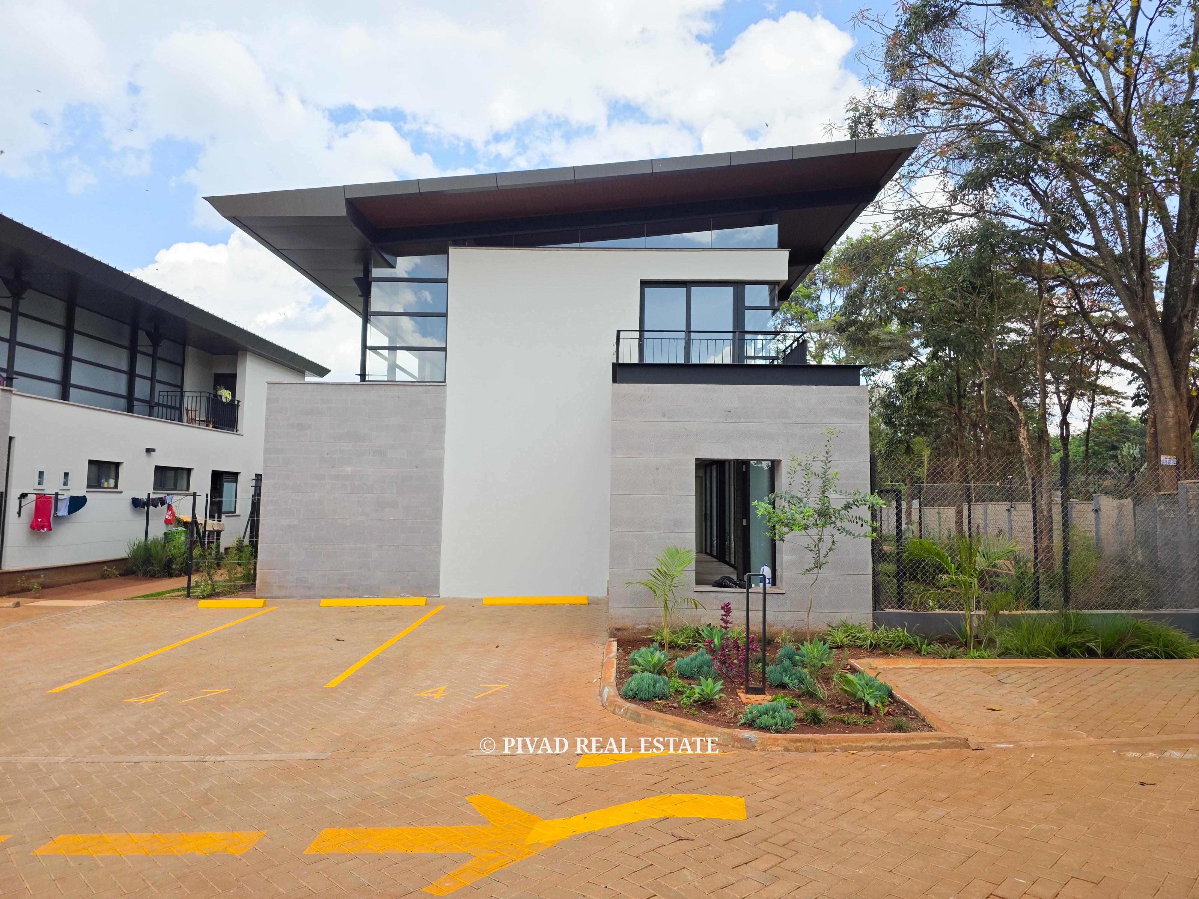 Modern 4 Bedroom Townhouse, 2 En-suite plus Dsq Available For Resale - Ineza Estate, Kiambu Road