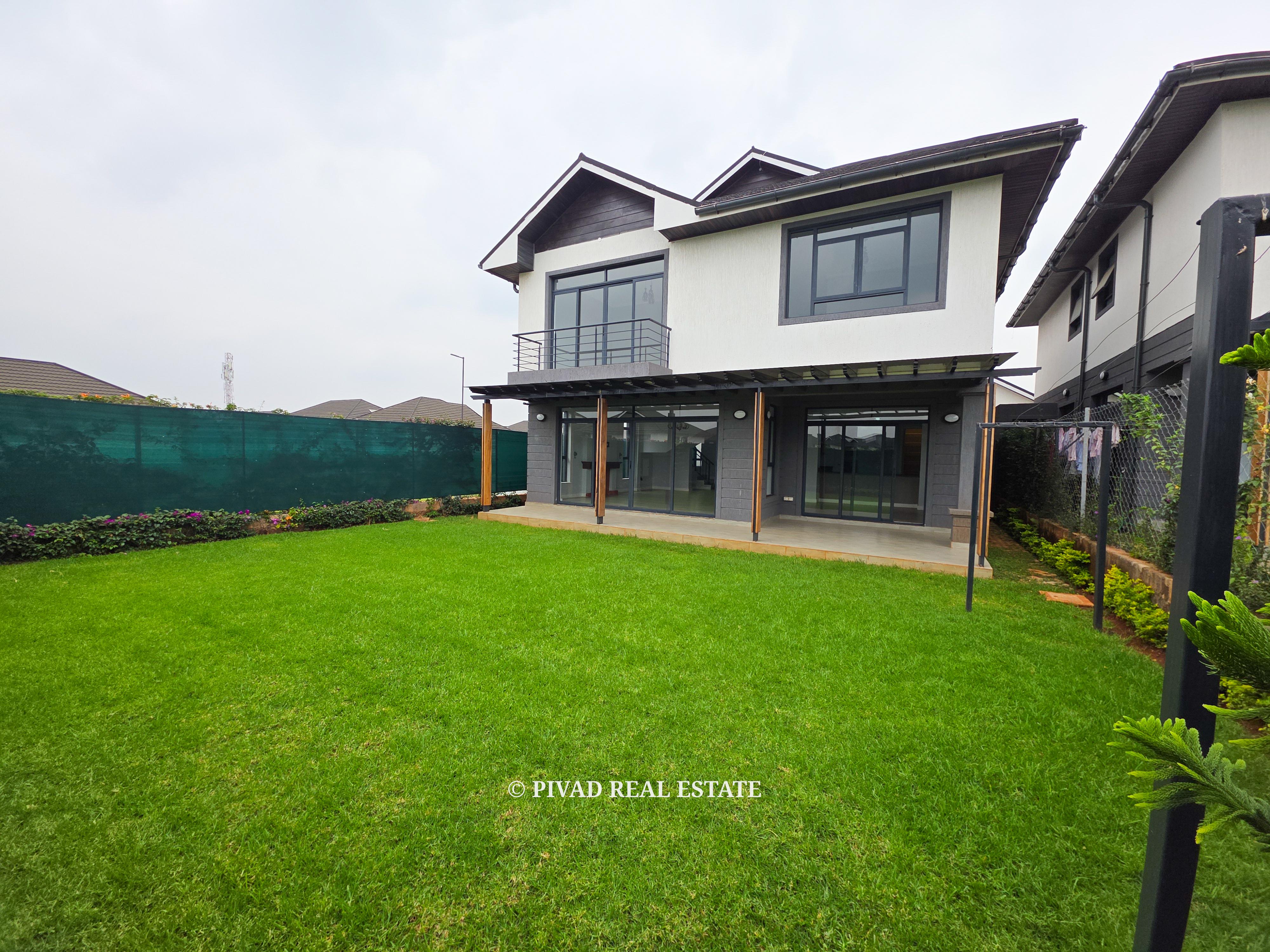 3 Bedroom Townhouse Available For Rent in Five Star Paradise estate