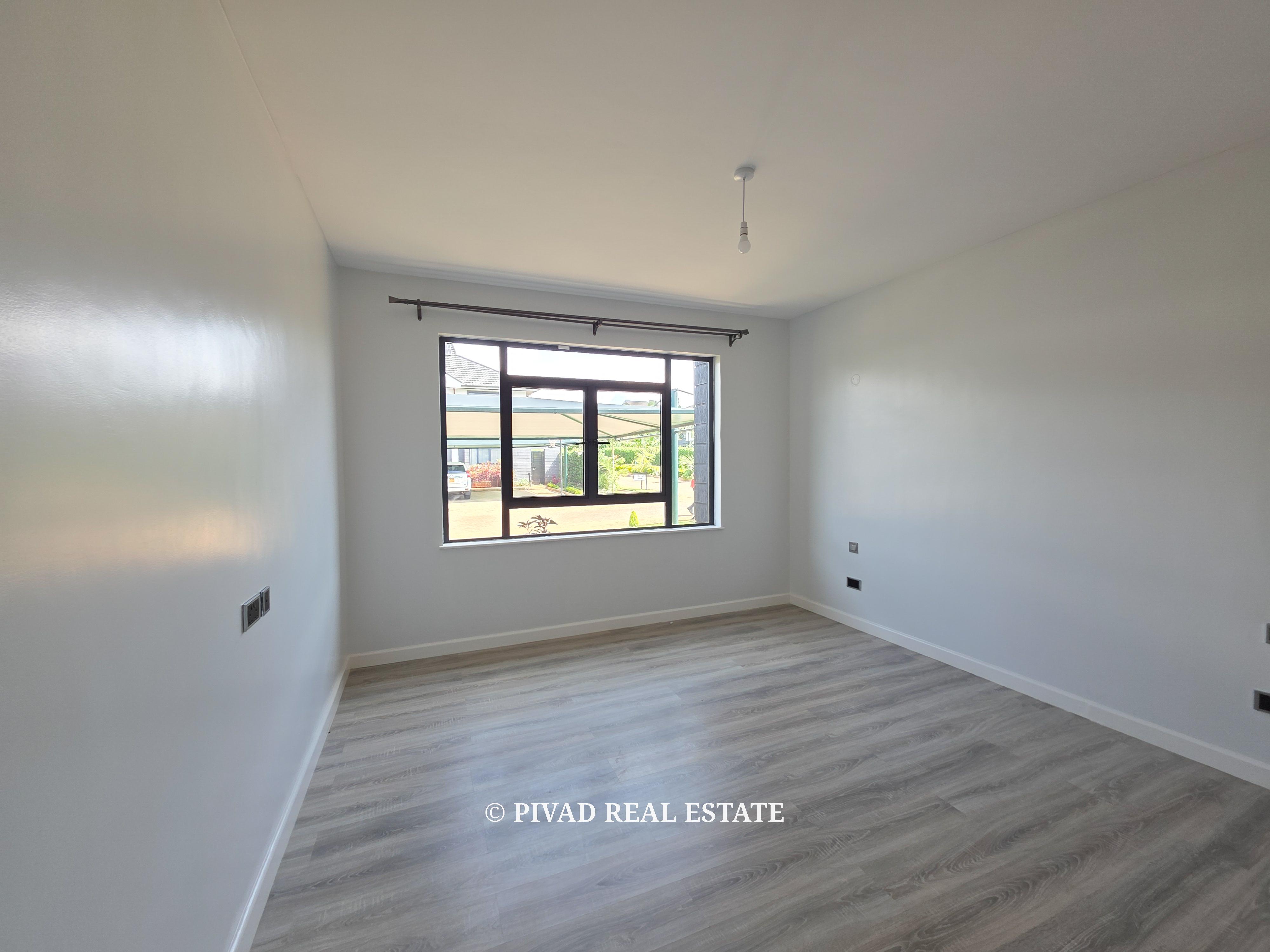 5 Bedroom house resale in Fivestar Paradise, Runda