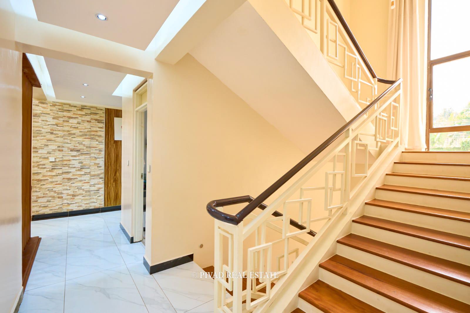 4 Bedroom House, All En-suite with a 1 Bedroom Guest Wing Available For Sale - Off Kiambu Rd