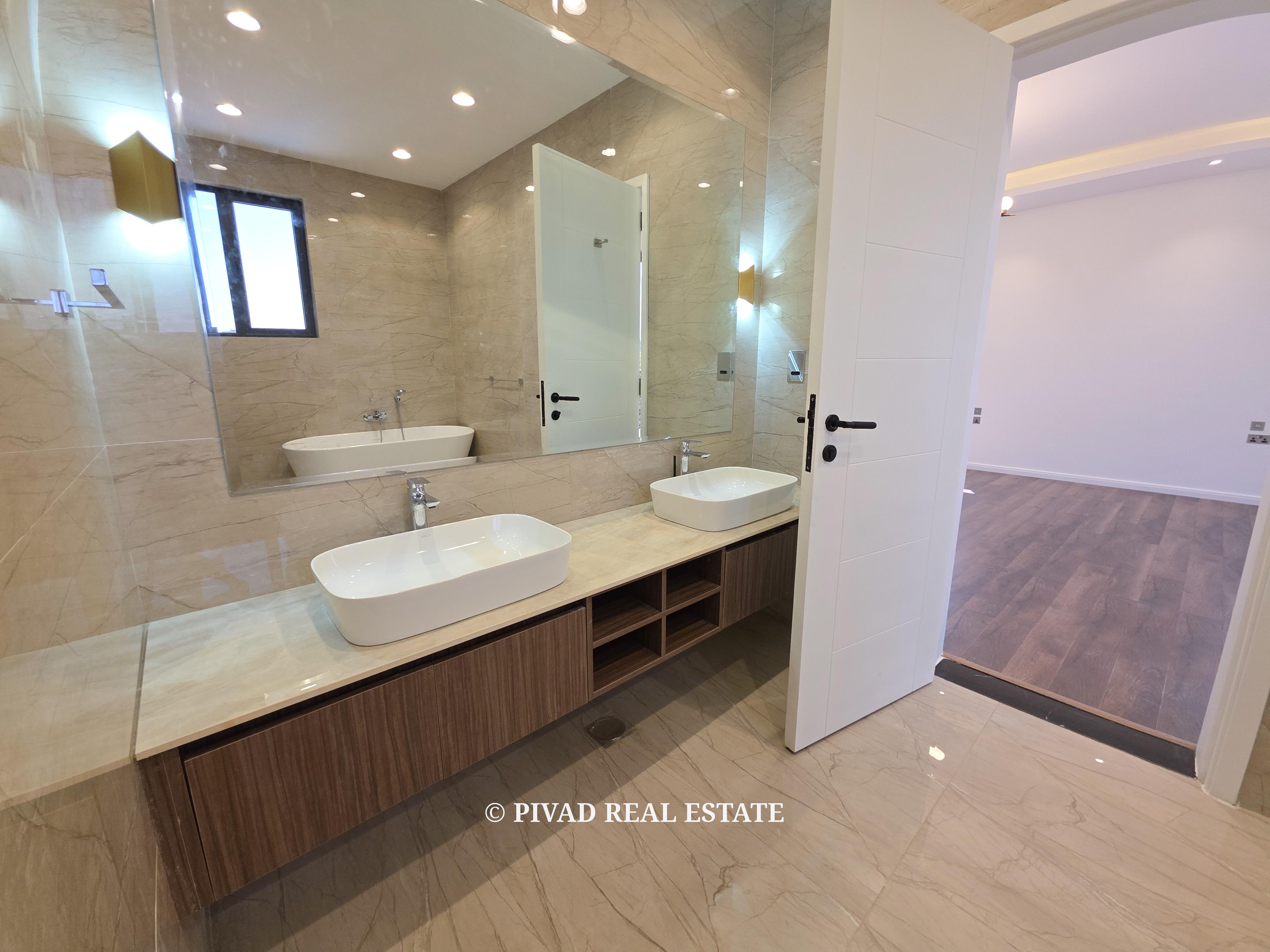 5 bedroom House Available For Rent in Lavington