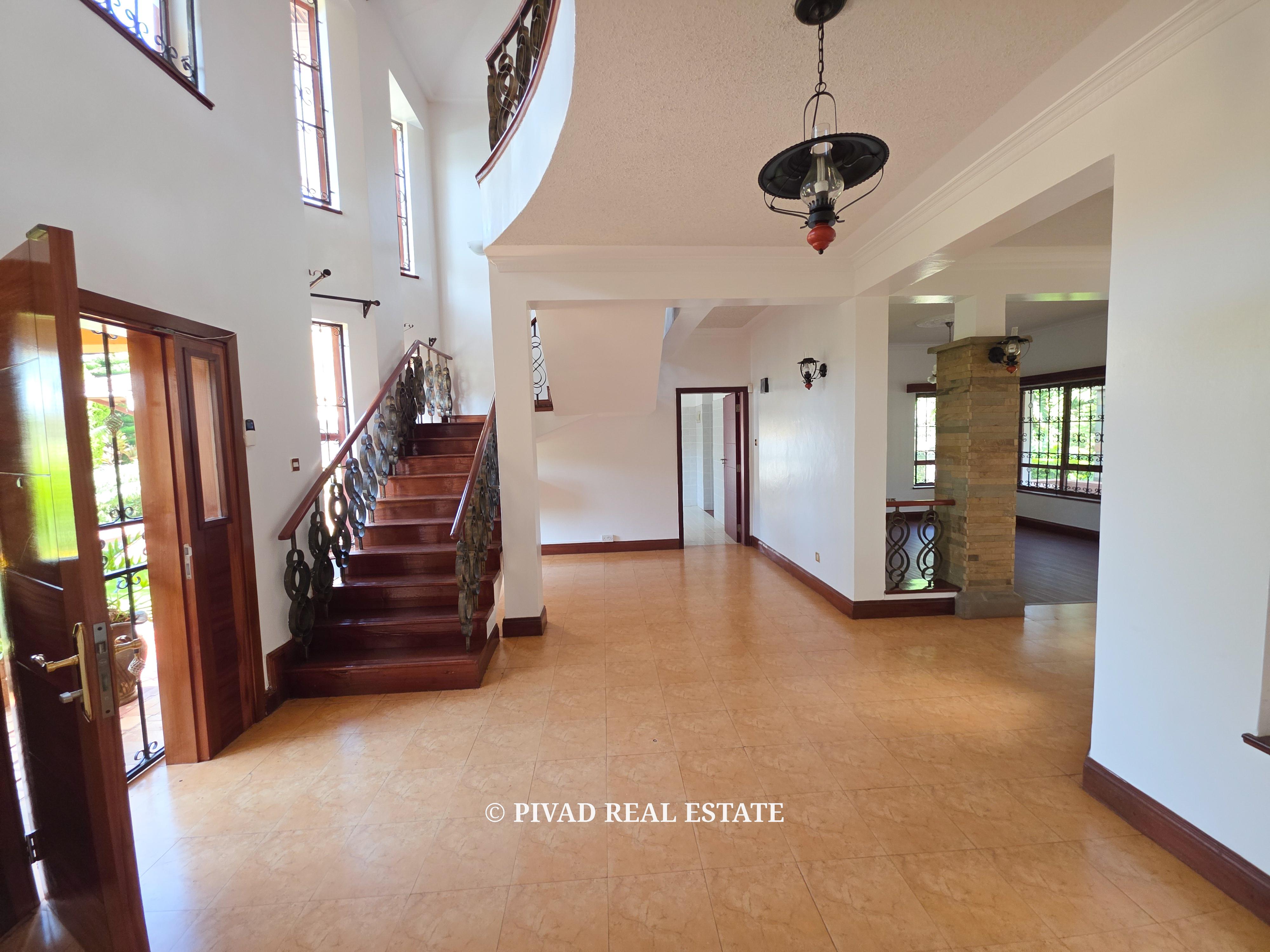 5 Bedroom House with Dsq For 2 Available For Rent - Runda