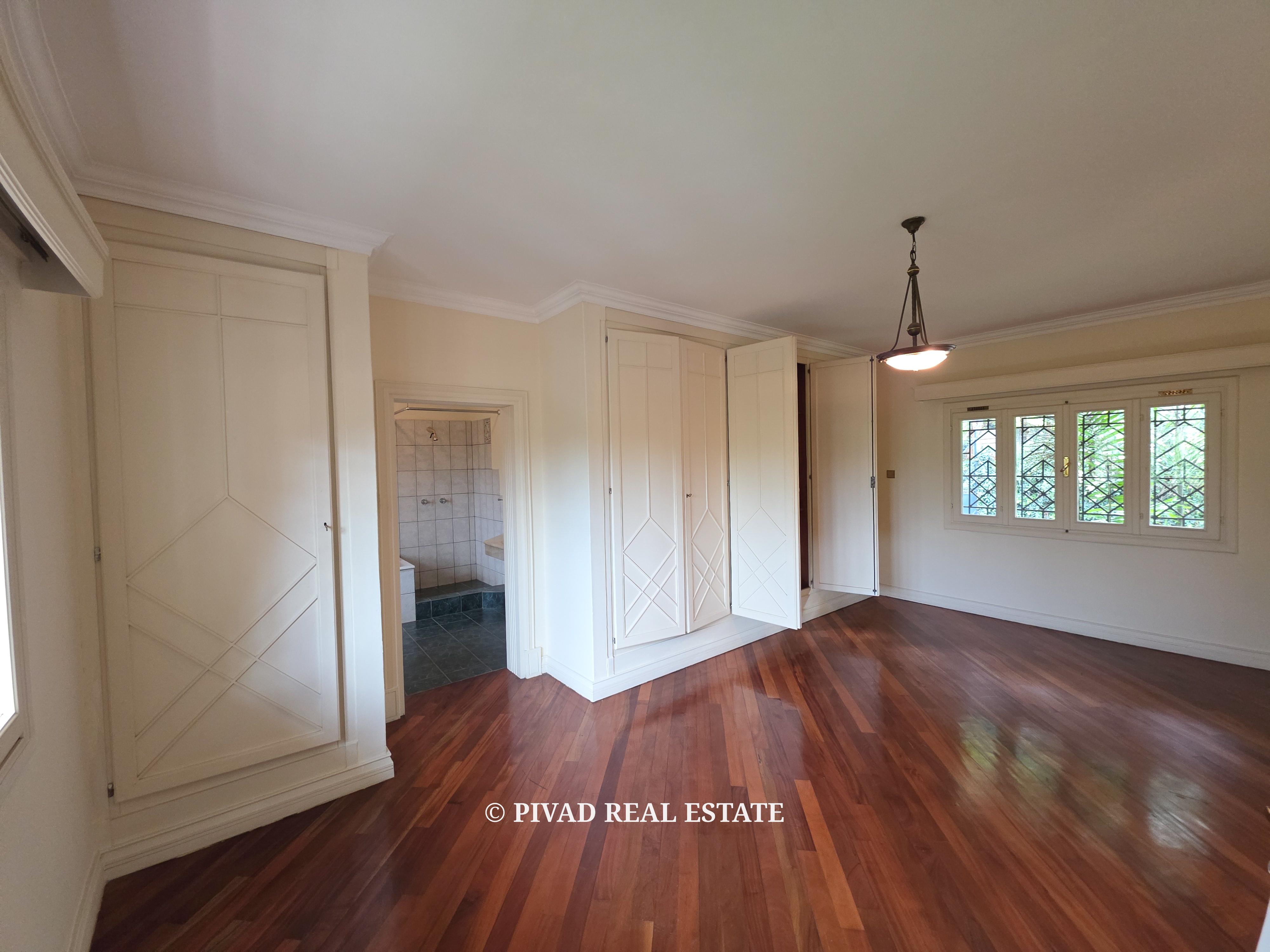 5 Bedroom House Available For Sale in Old Muthaiga