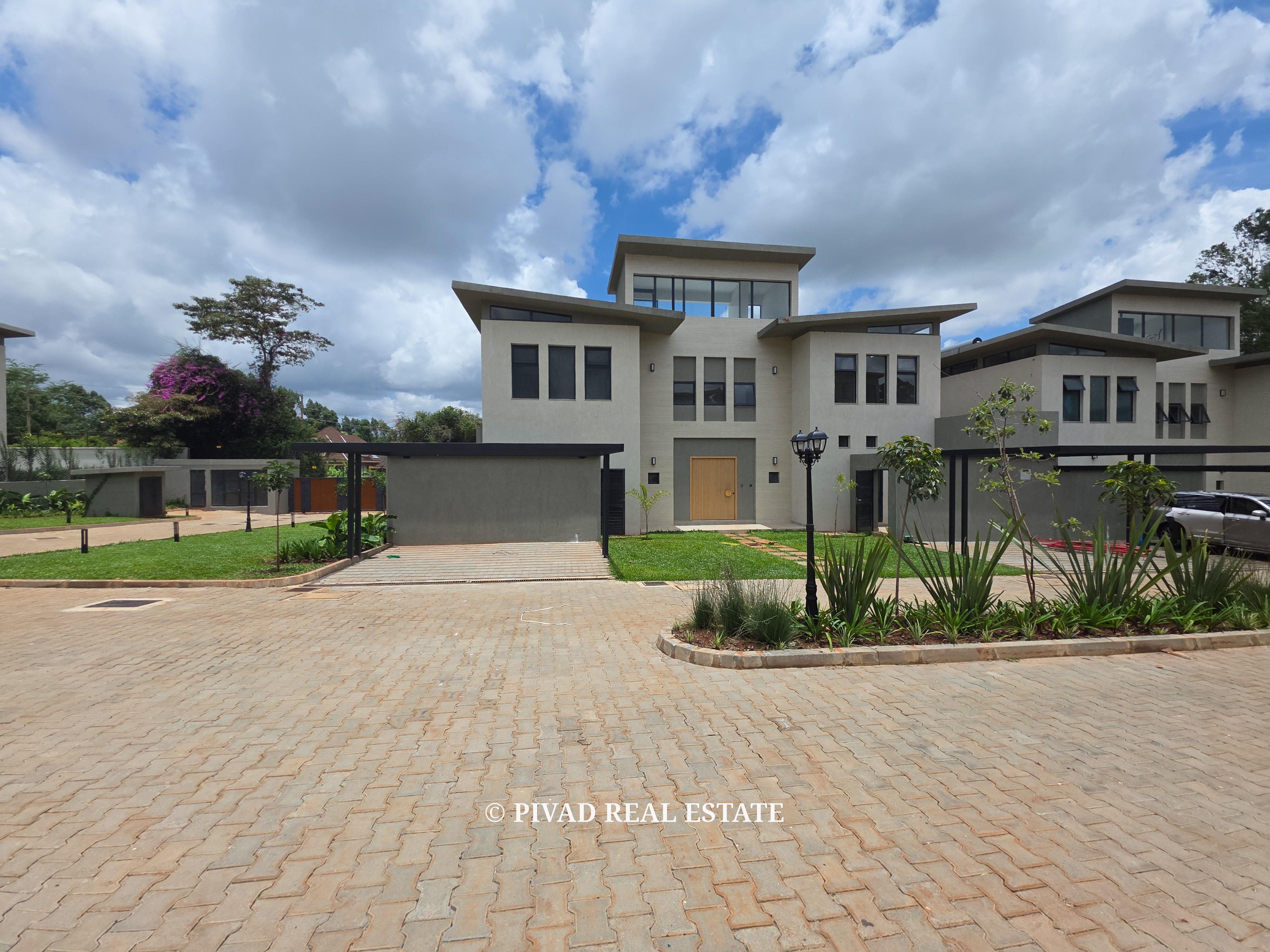 5 Bedroom House Available For Rent in Runda