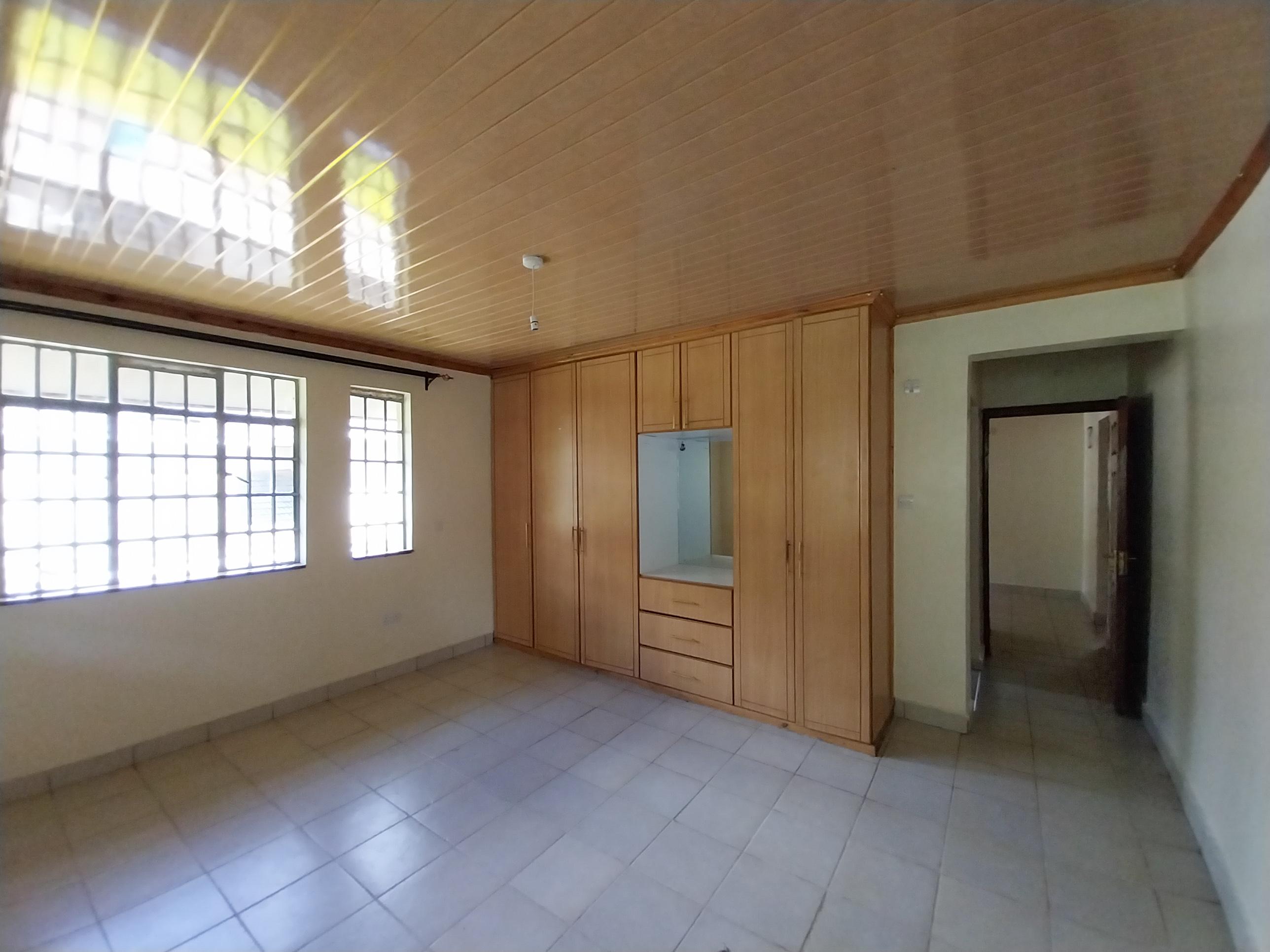 4 Bedroom House, All En-suite with a Dsq For 2 Available For Rent - Off Kiambu Road