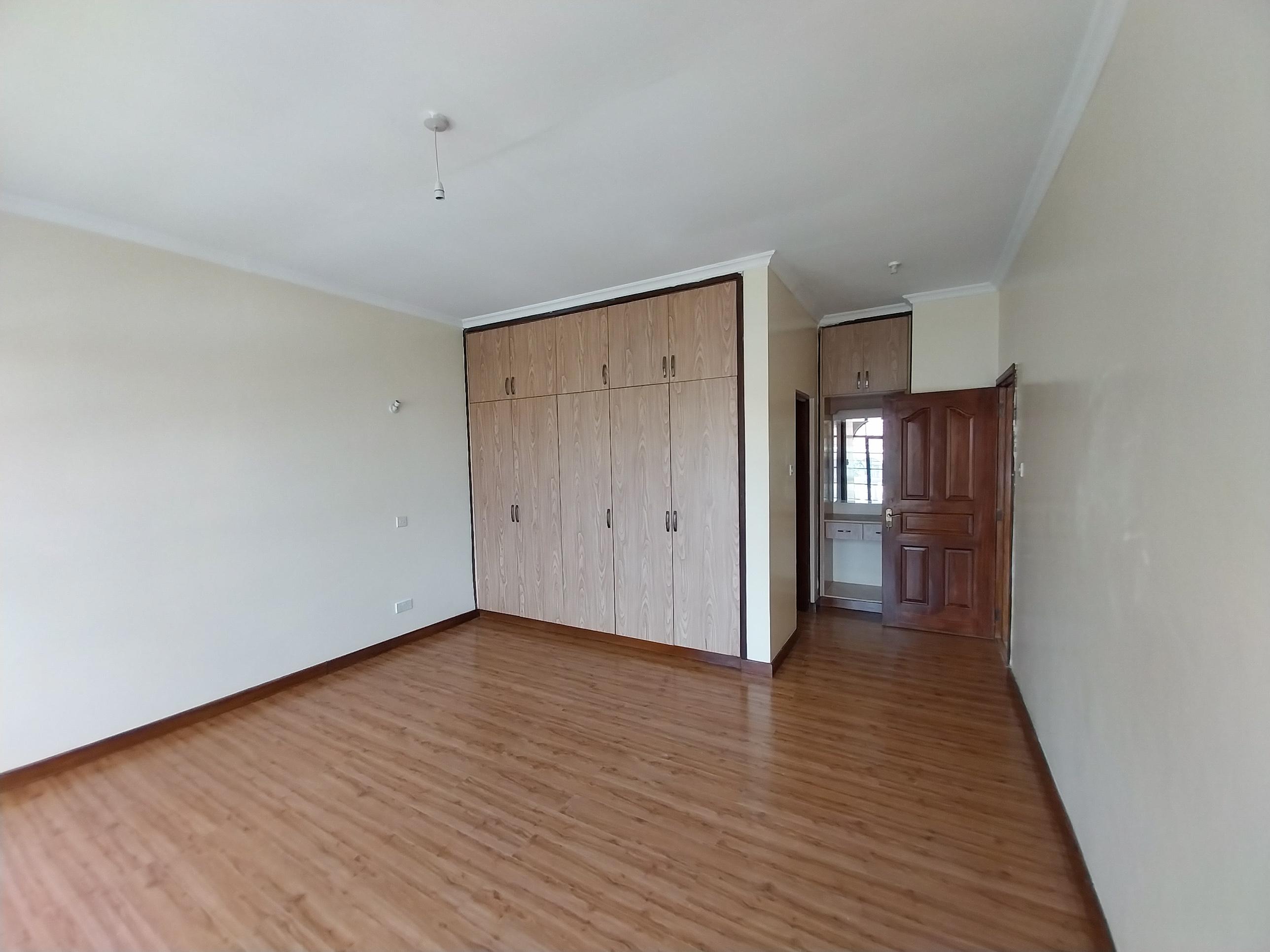 4 Bedroom townhouse available for sale in Fivestar Meadows
