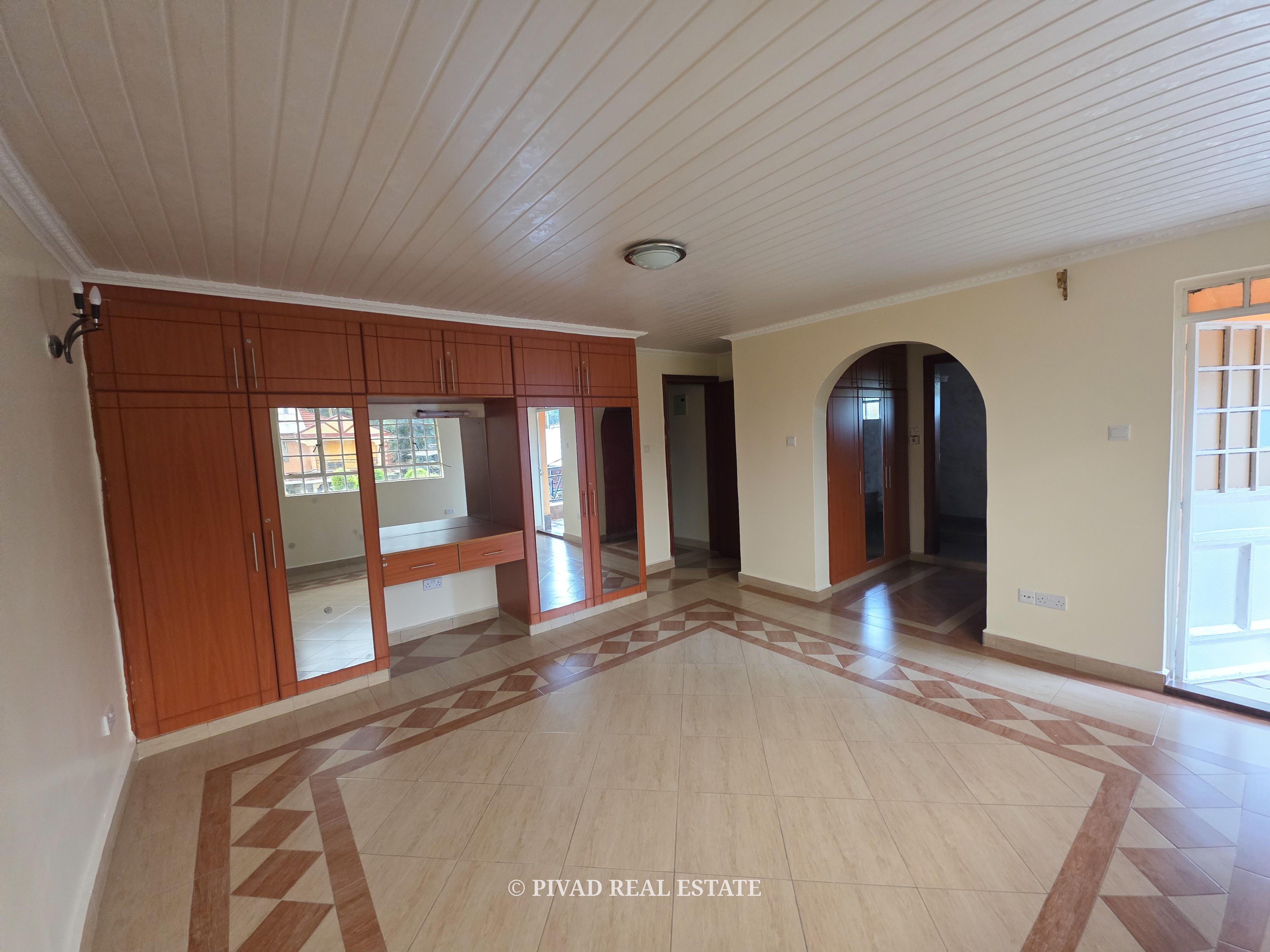 4 Bedroom townhouse available for rent in Garden Estate