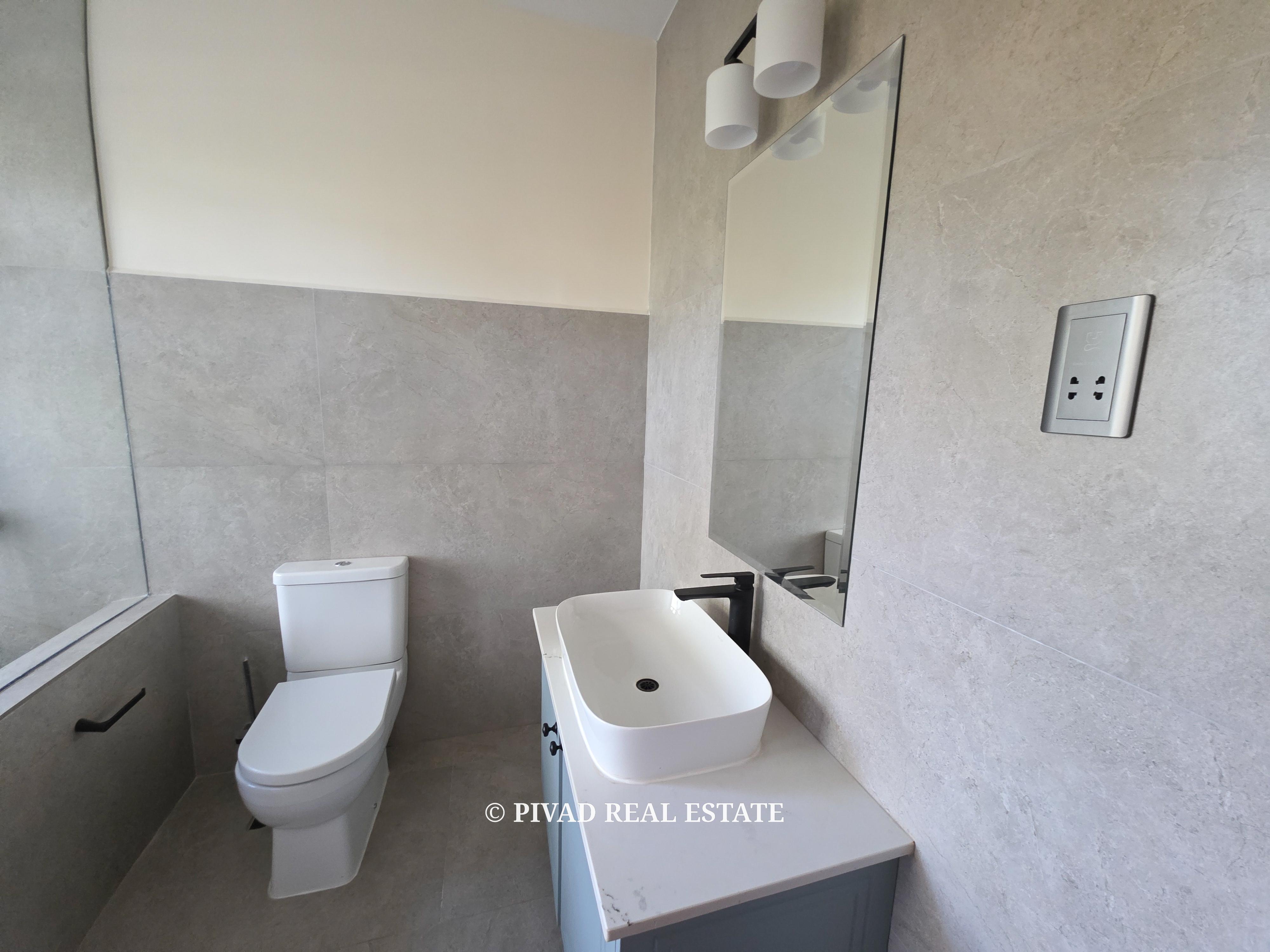 Newly built and Modern 5 bedroom house available for Sale in Runda