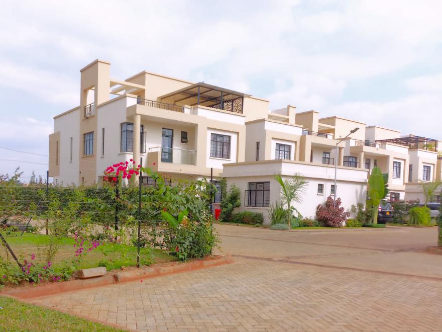 Modern 4 Bedroom townhouse Available for Sale in Littlemore Estate, Membley