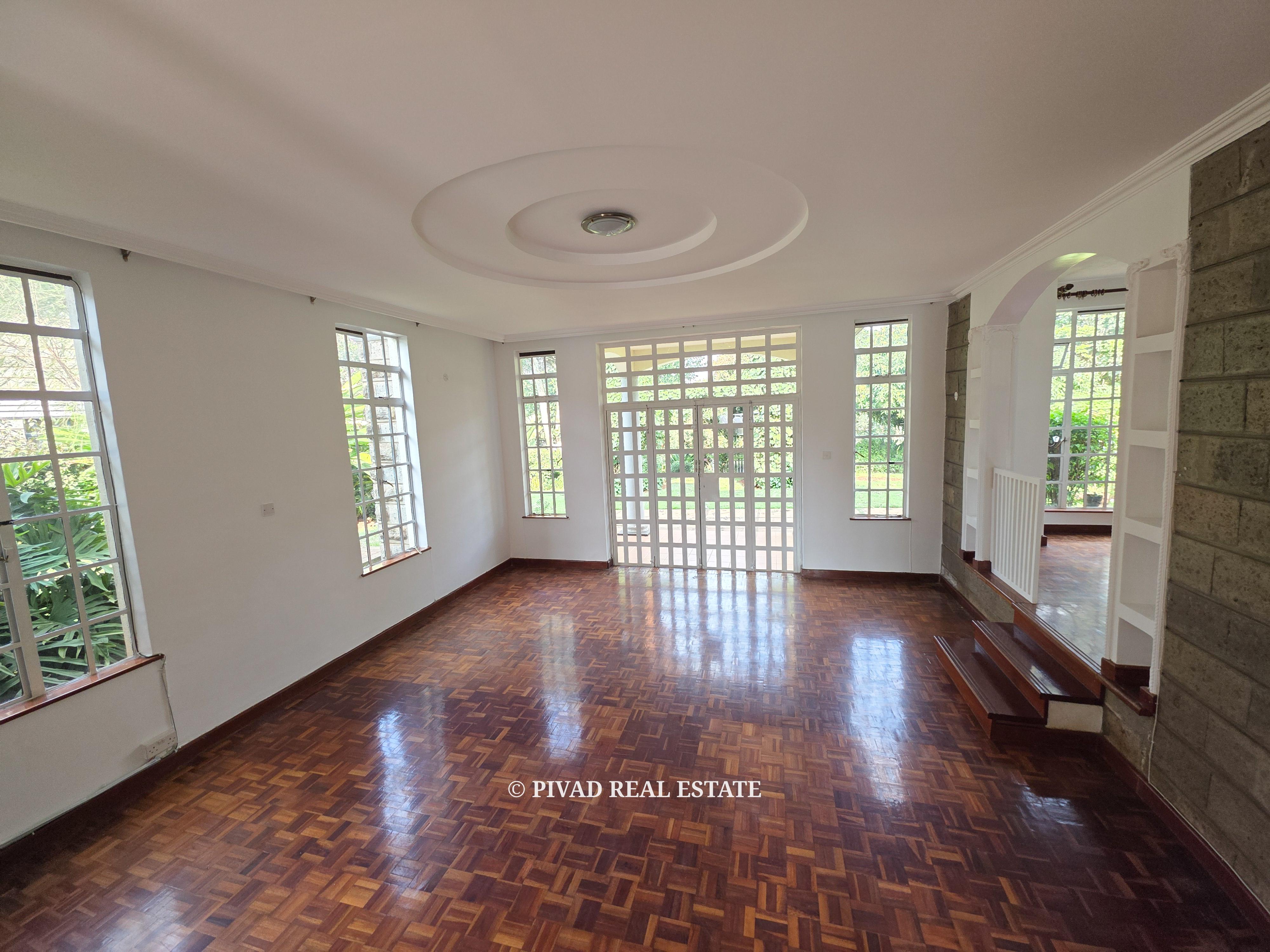 4 bedroom townhouse available for Sale in Rosslyn estate