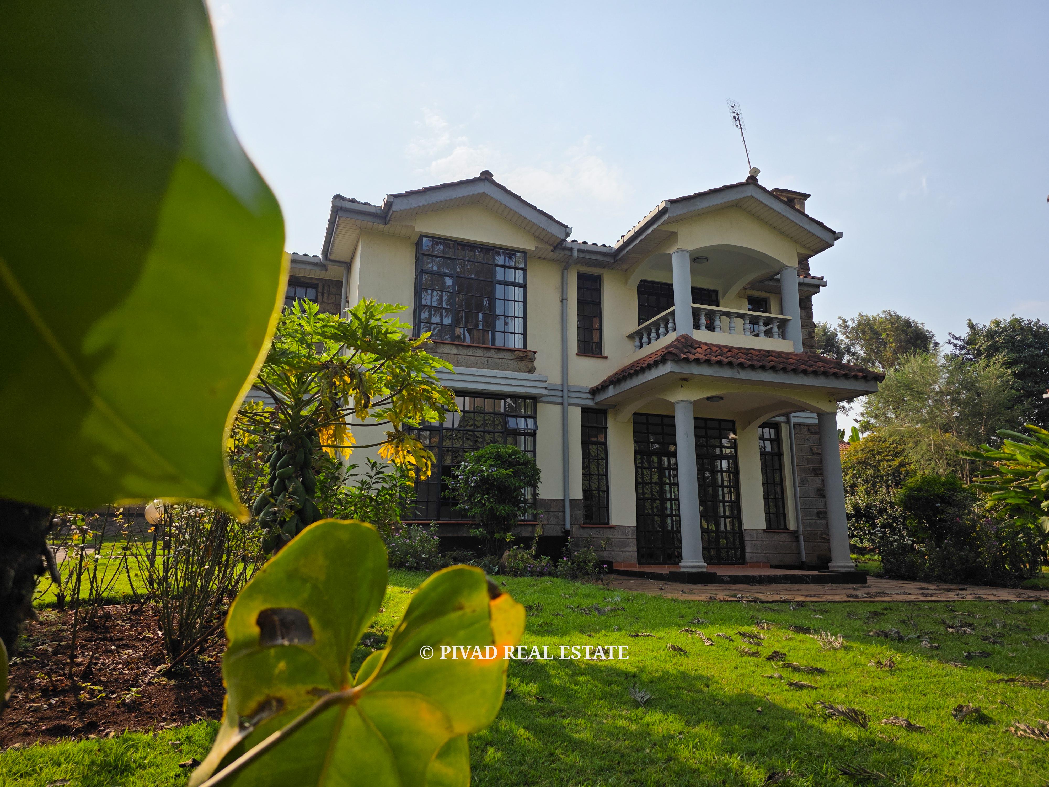 4 bedroom townhouse available for Sale in Rosslyn estate