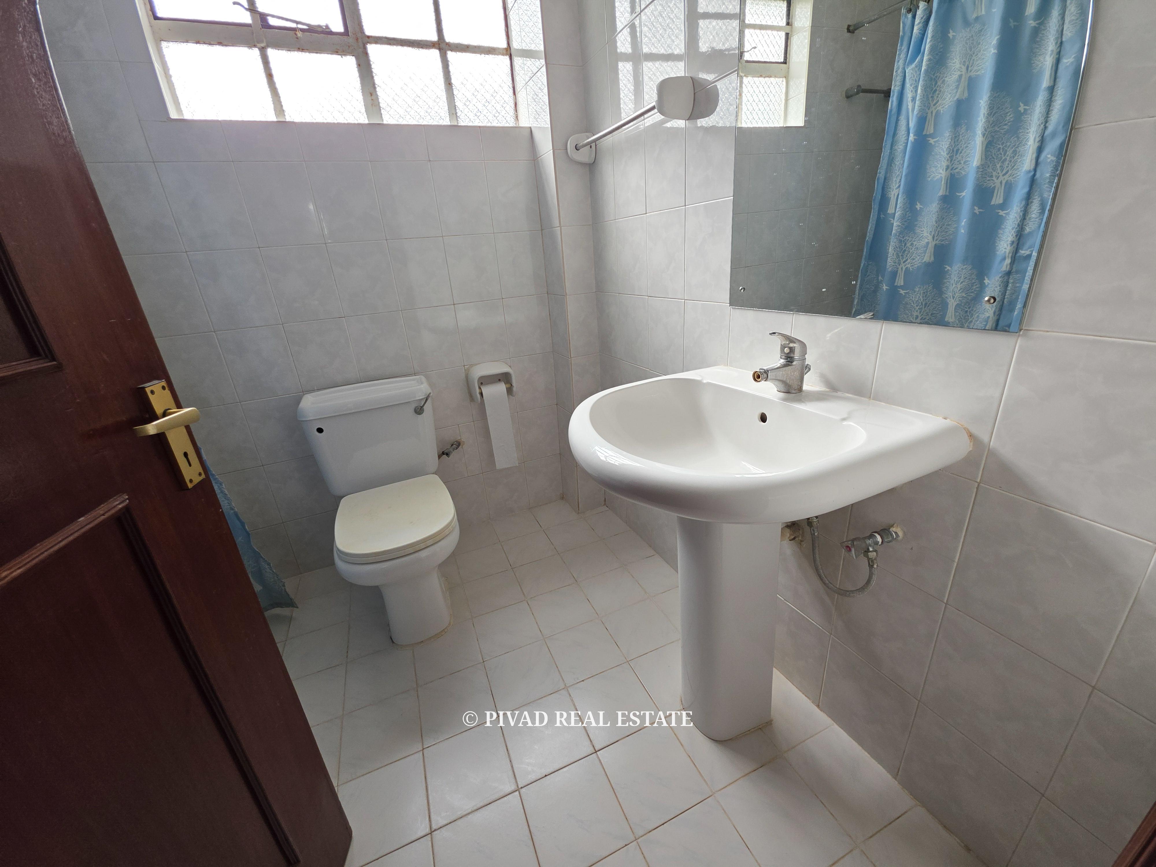 4 bedroom House available for Sale in Runda